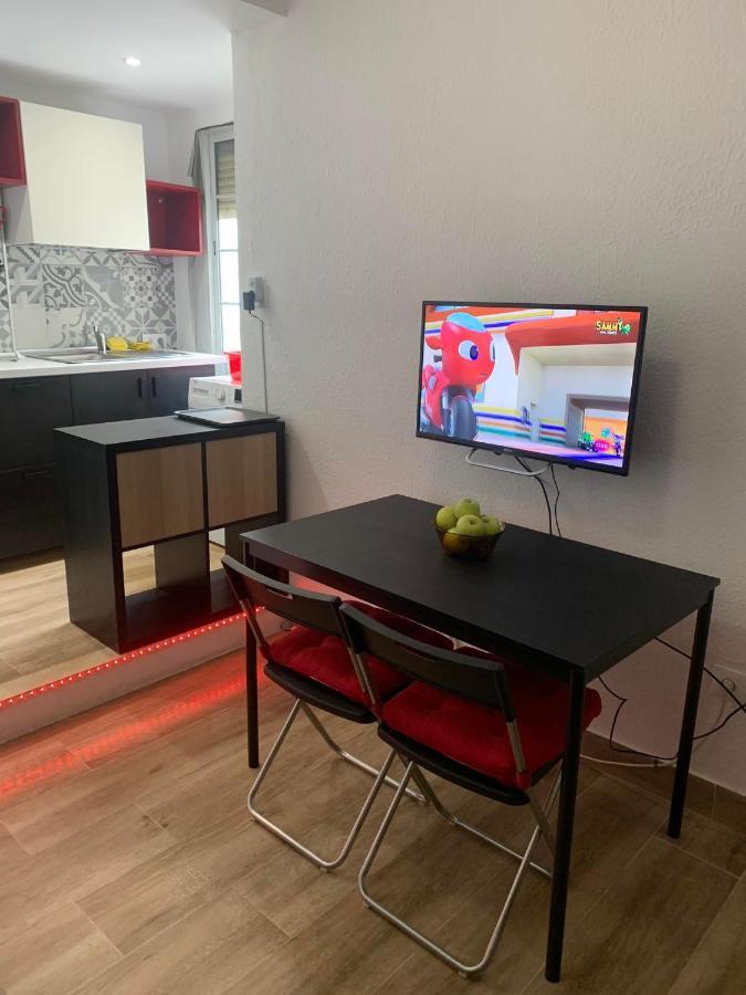 Apartamento Acogedor Appartamento Valenza Esterno foto